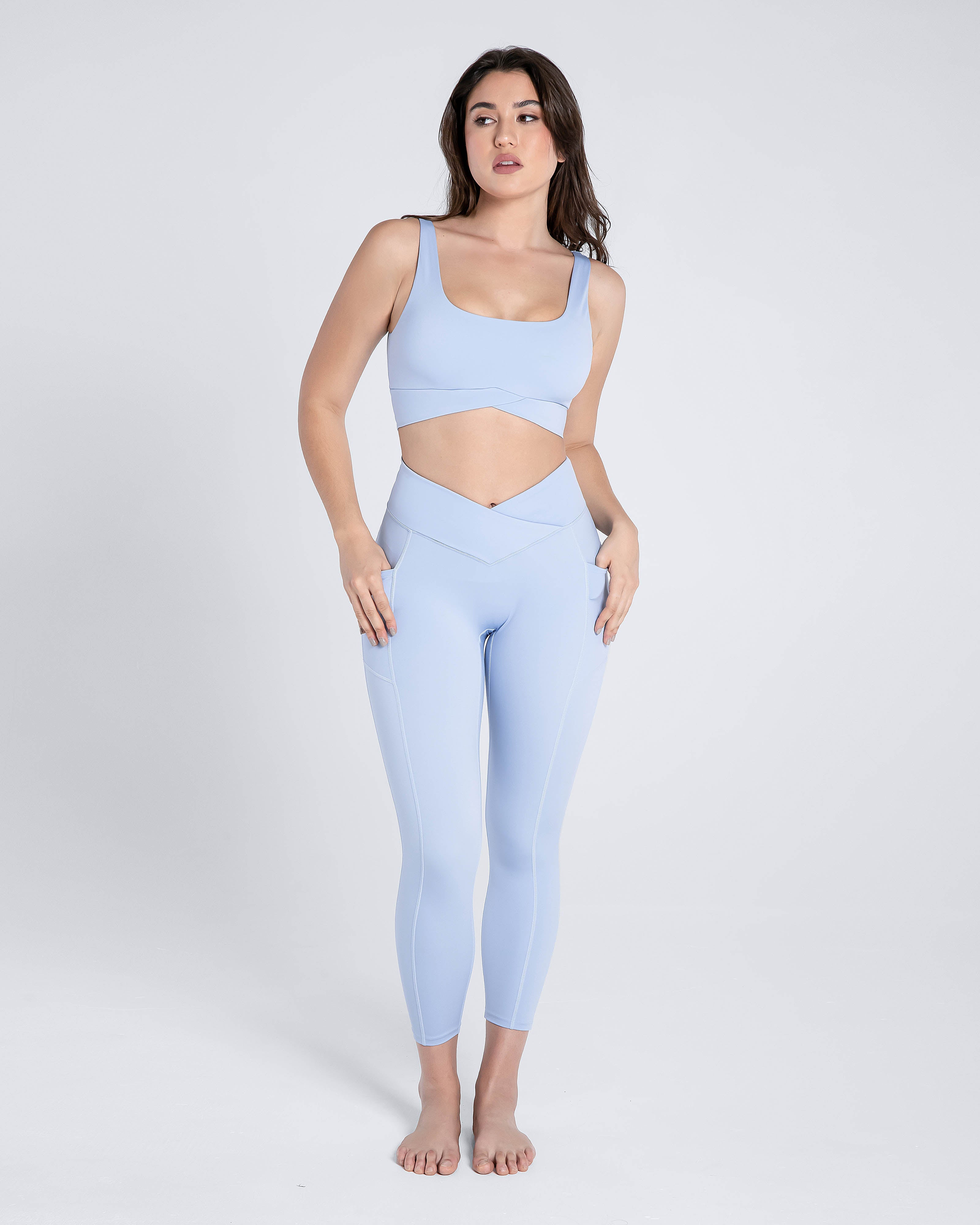 Move Free Bra and 7/8 Length Leggings Set | Cosmolle