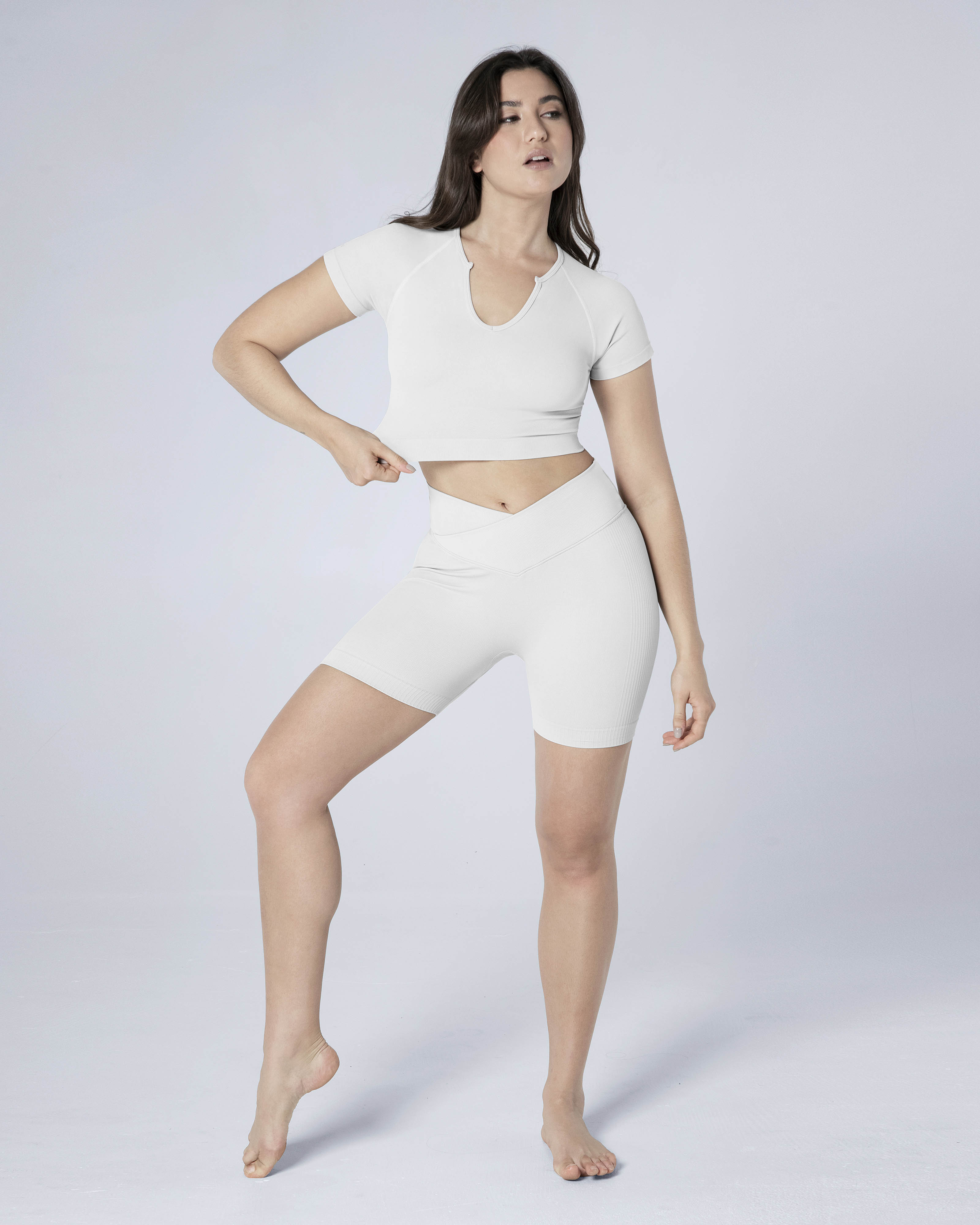 Premium Seamless Crossover Short - Cosmolle