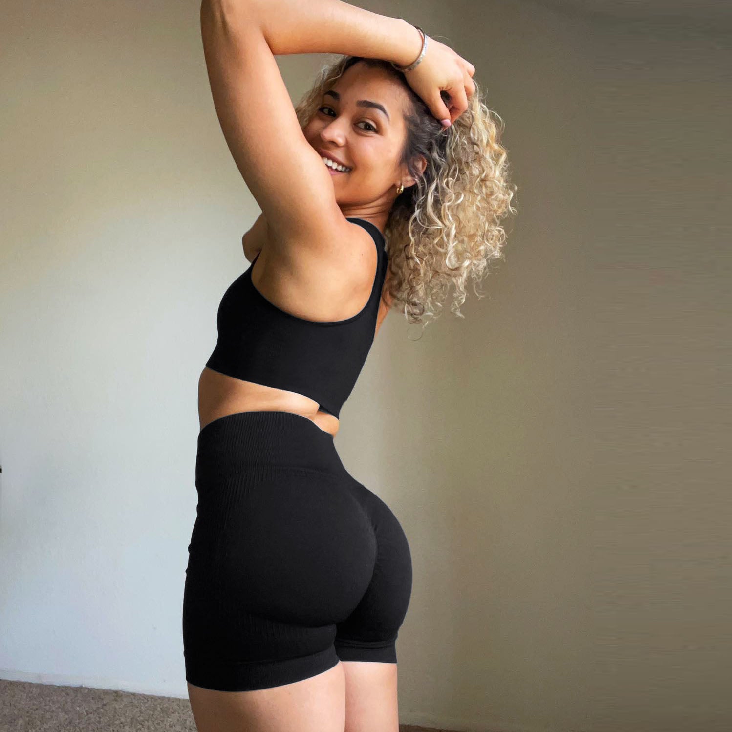 Color Your Way to Fitness: 5 Must-Try Hues for Your Spring Activewear Collection