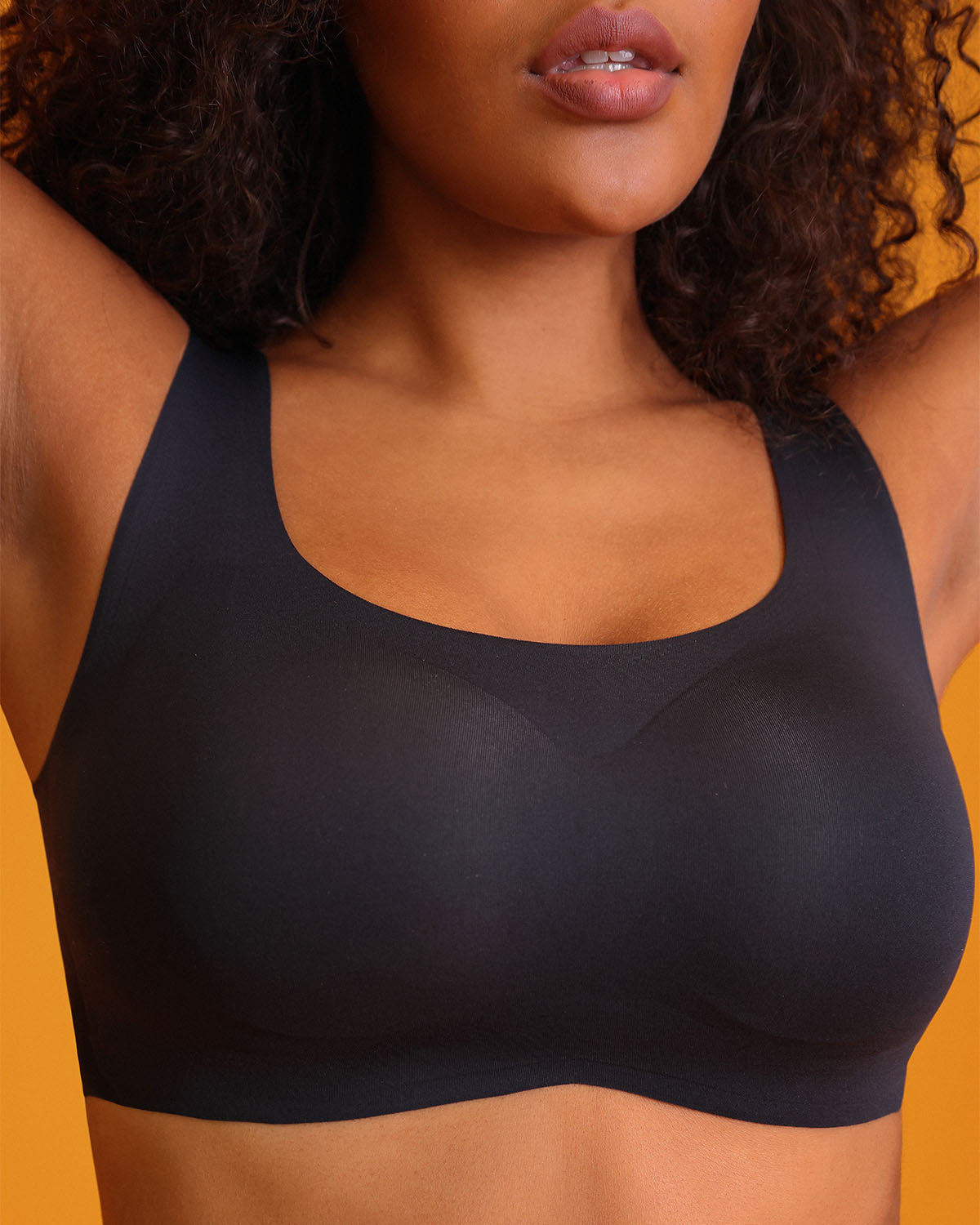 AirWear Scoop Neck Pullover Bra - Cosmolle