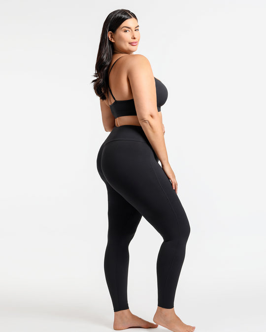 Built-In Thong Soft Smoothing Legging
