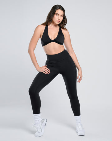 Built-In Thong Soft Smoothing Legging