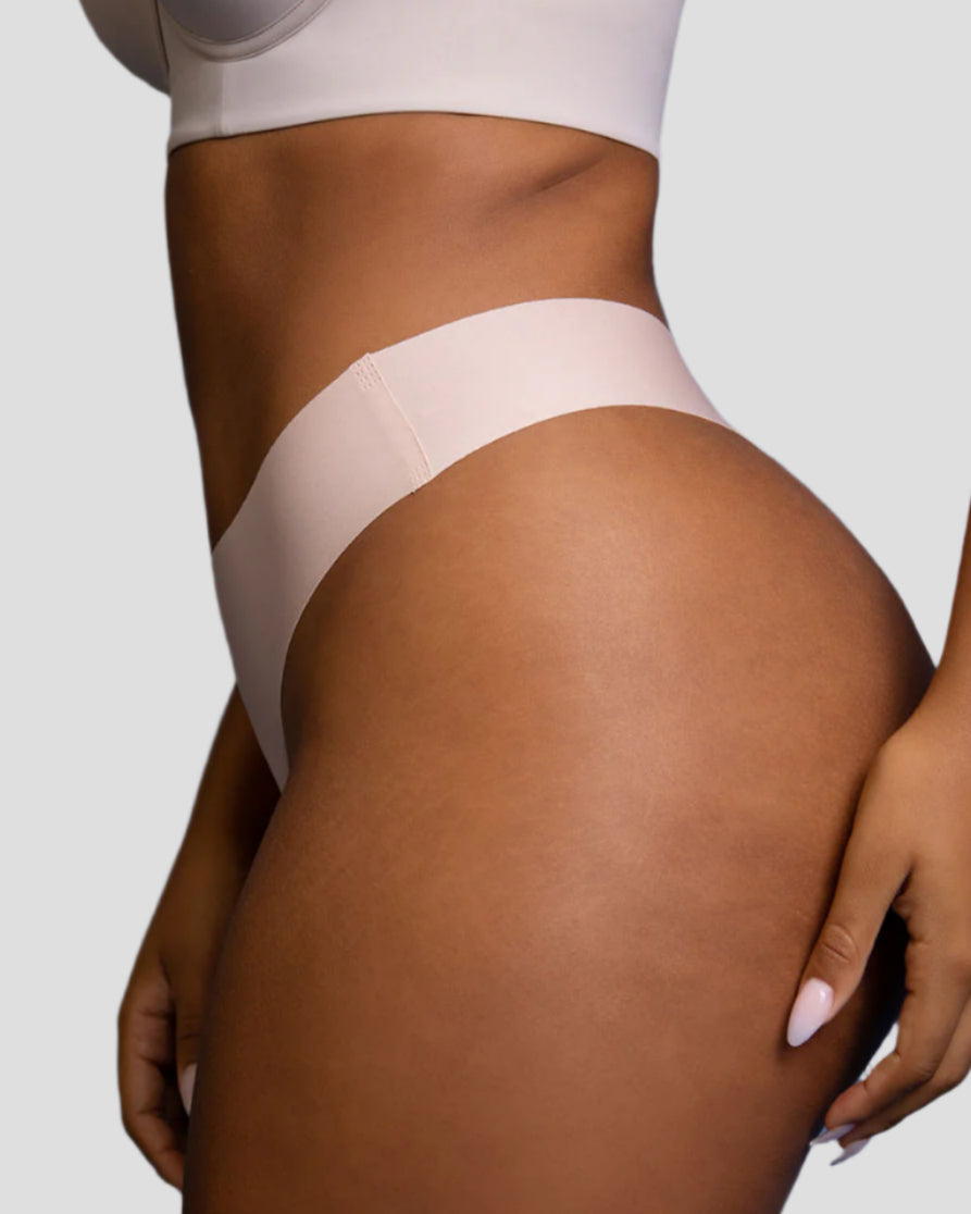 AirWear Free Cut Thong
