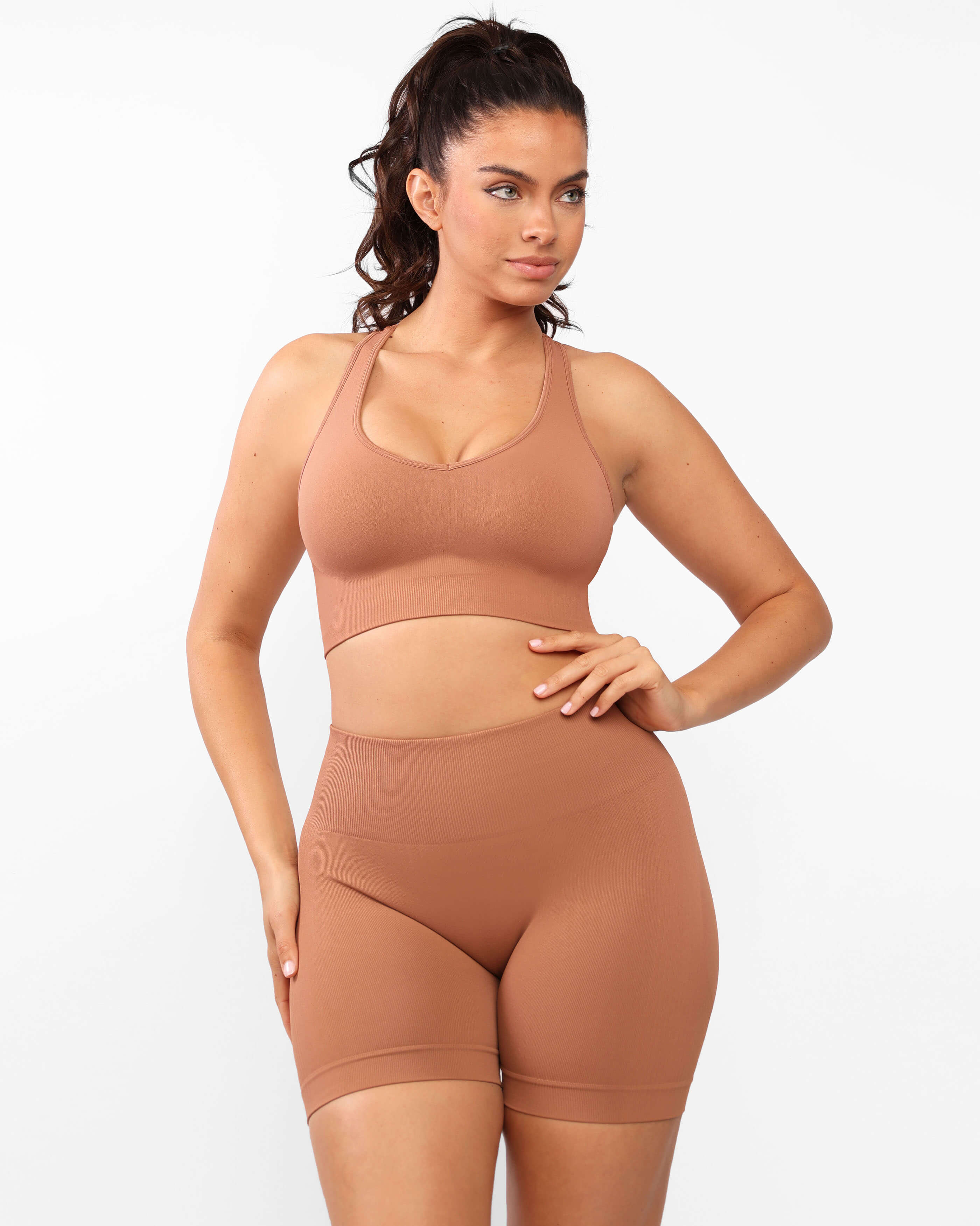 AirWear Sports Bra And Biker Shorts Set | Cosmolle